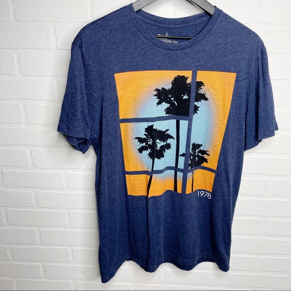 Banana Republic graphic tee palm trees sunset L